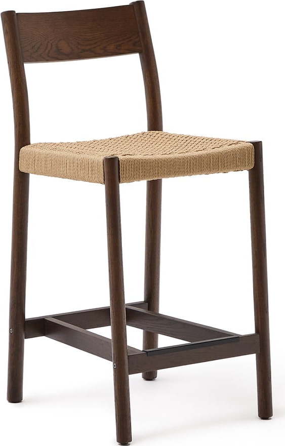 Hnědá/v přírodní barvě barová židle z dubového dřeva (výška sedáku 65 cm) Yalia – Kave Home